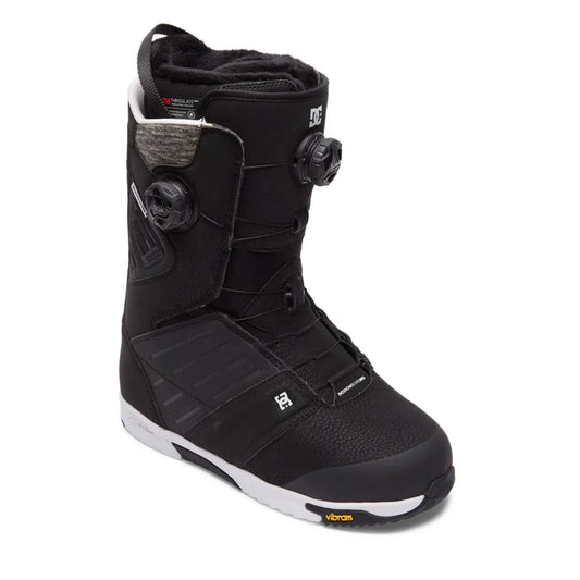 The 2023 DC Judge Black Men's Snowboard Boot