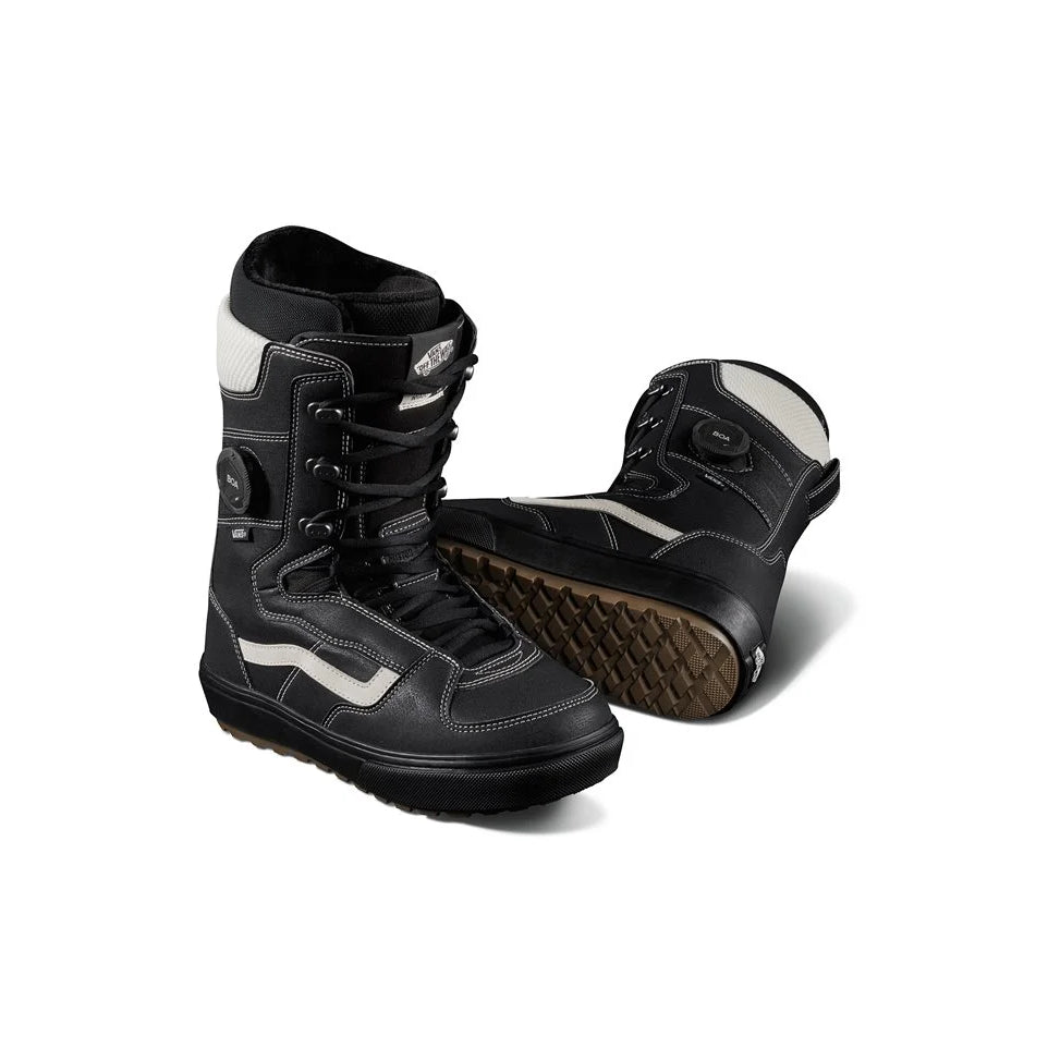 The 2024 Vans Invado OG Men's Snowboard Boot