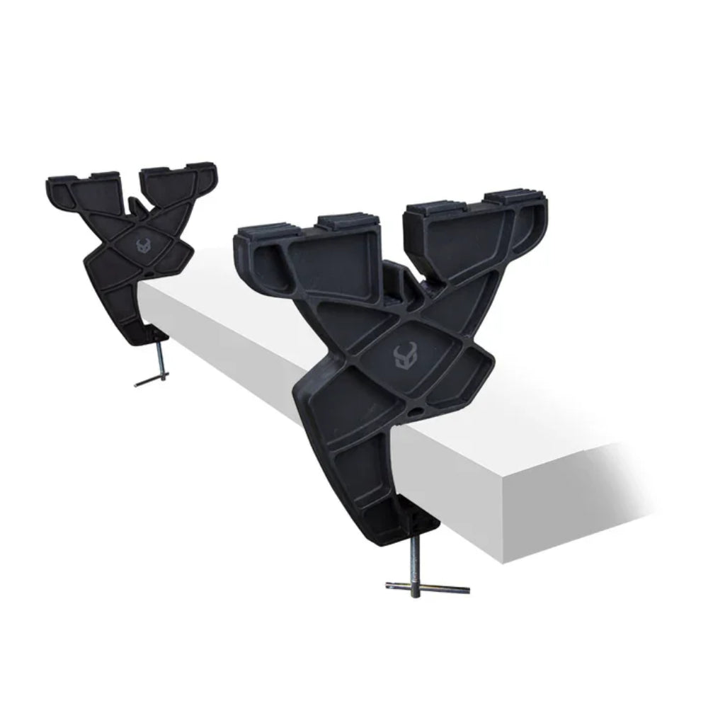 The Demon Ski & Snowboard Vice in Black