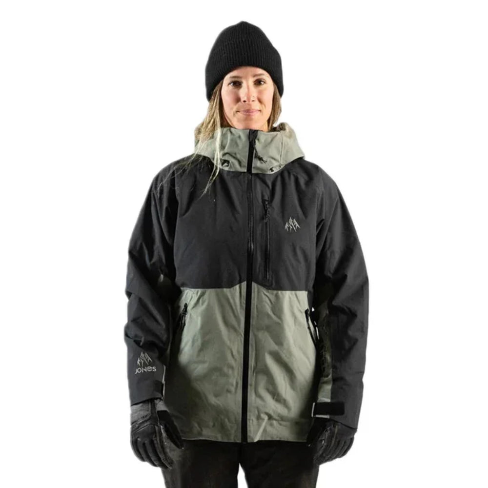 The Jones Women's Mountain Surf Jacket 2023 in Herb 2