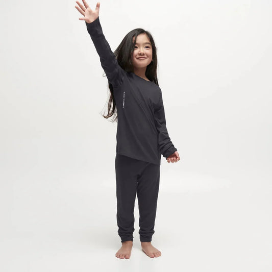 The Le Bent Core Midweight Kid's Raglan Thermals 2023 in Dark Cloud 2