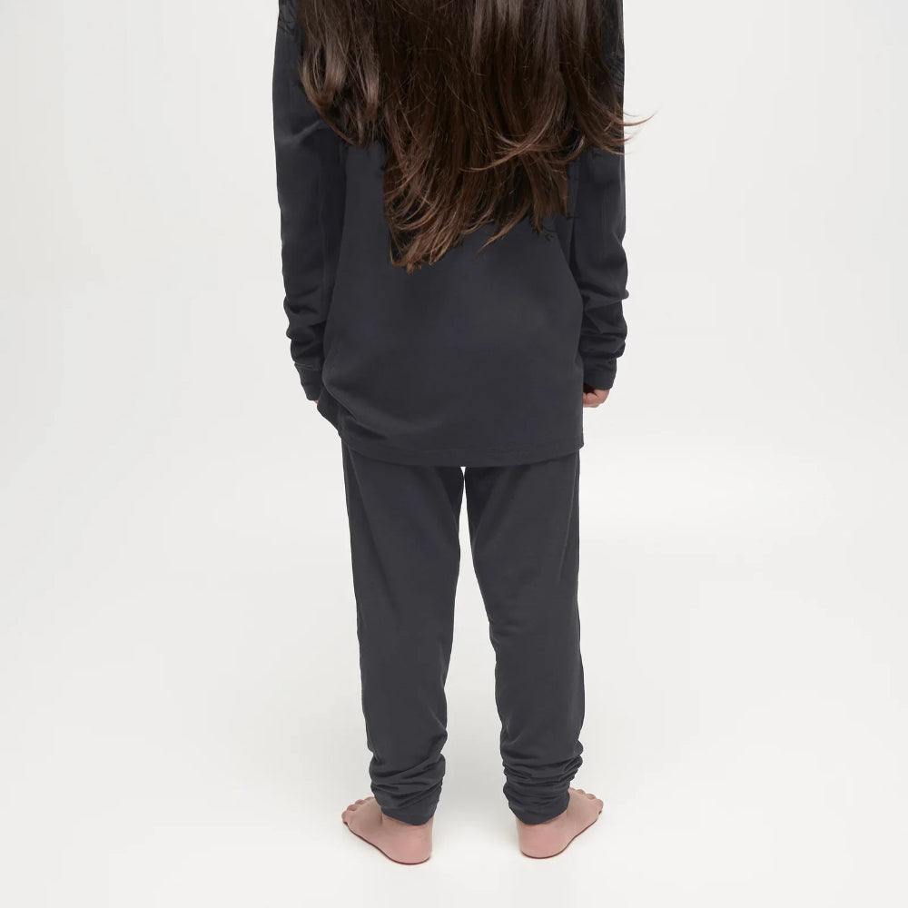 The Le Bent Core Midweight Kid's Thermal Pants 2023 in Dark Cloud 2