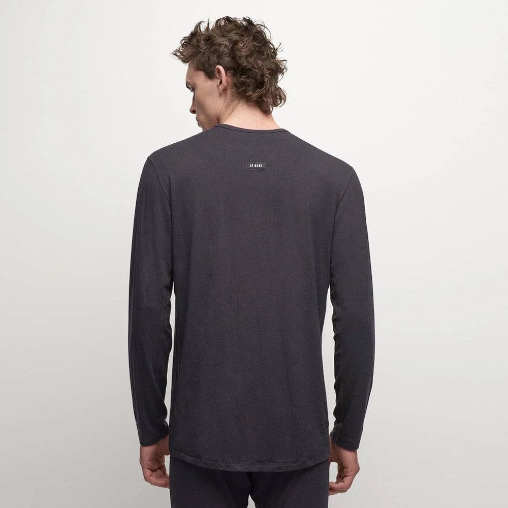 The Le Bent Core Midweight Mens Thermal Crew 2023 in Dark Cloud 2