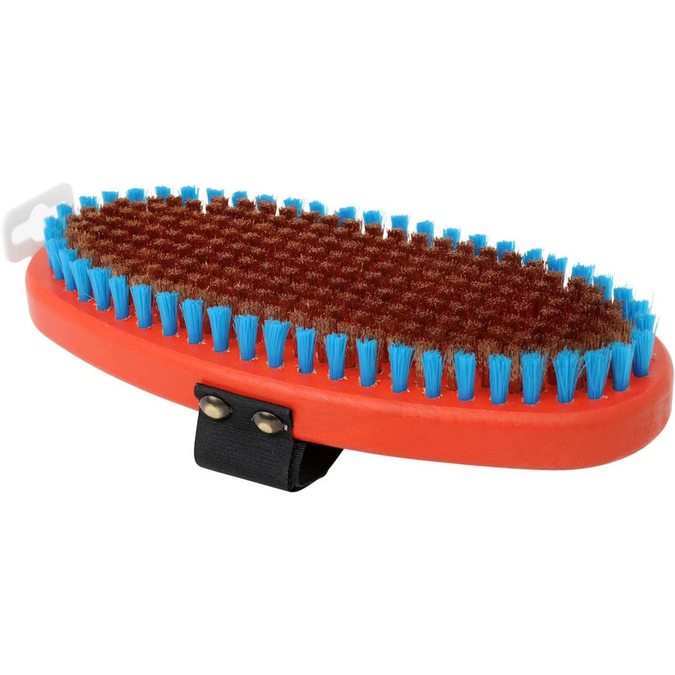 The Swix T-162O Oval Medium Course Bronze Brush