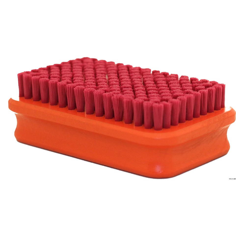 The Swix T-190B Rectangle Red Nylon Brush