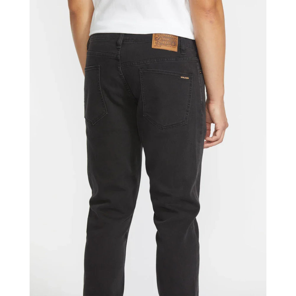 The Volcom 2x4 Tapered Jeans 2021 in Blackout 2