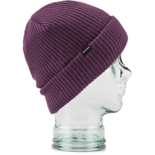 The Volcom Sweep Lined Beanie 2024 in Blackberry