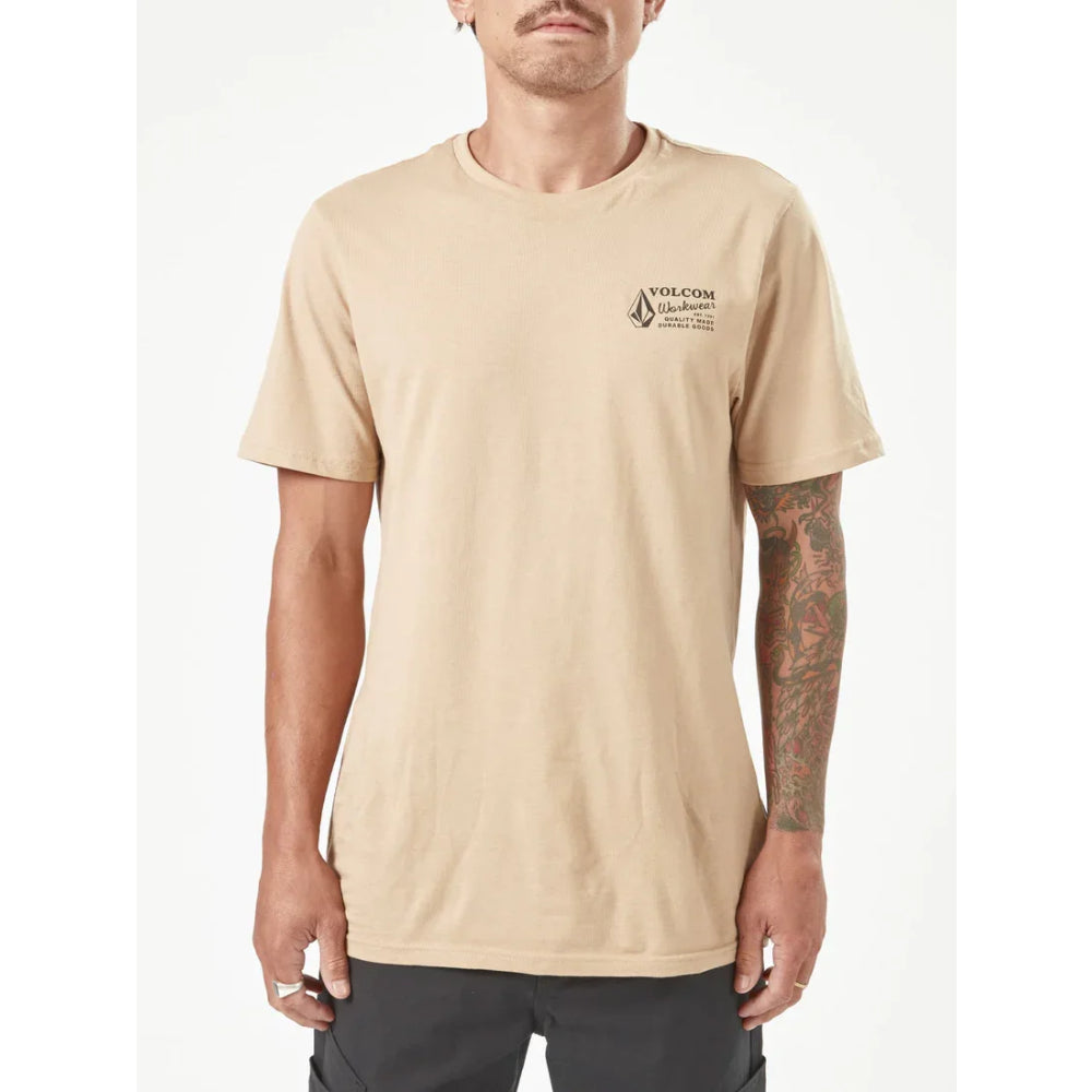 The Volcom Workwear T-Shirt 2023 in Gravel 1