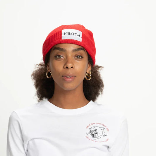 The Nikita Jewel Beanie 2020 in Red