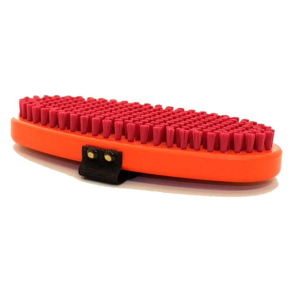 The Swix T190O Oval Red Nylon Brush