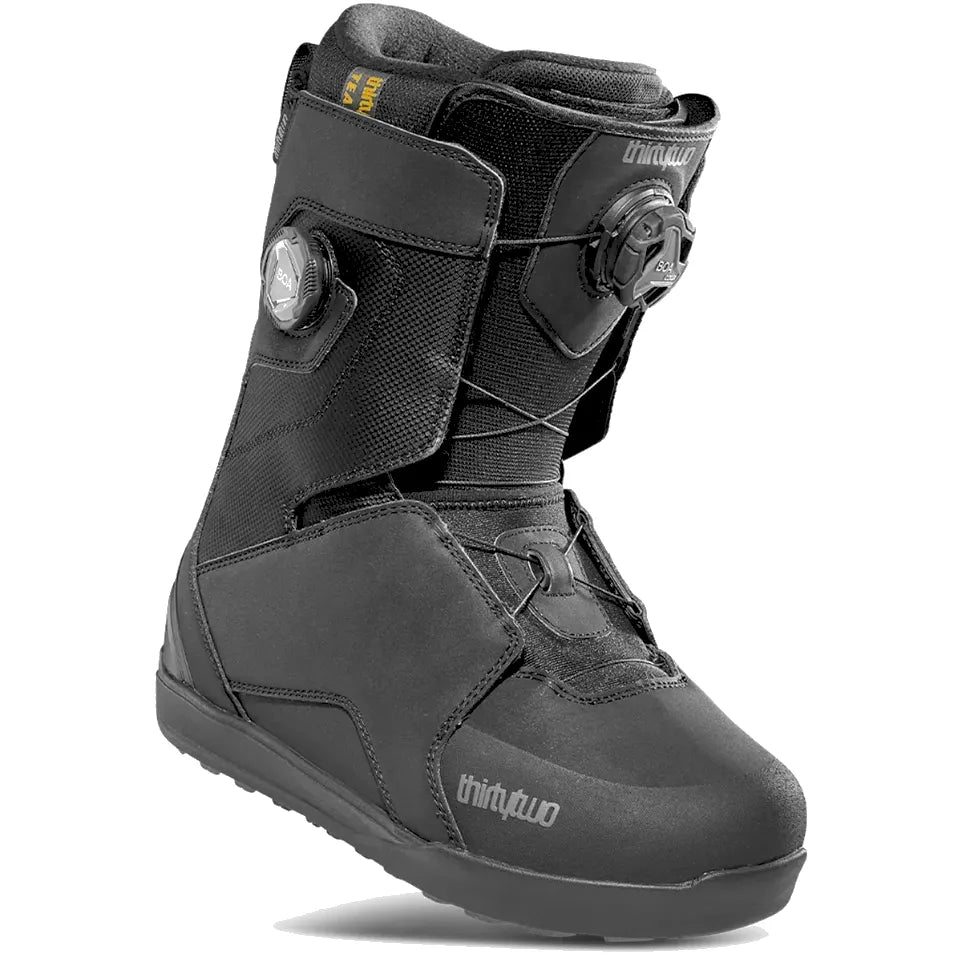 The ThirtyTwo Lashed Double Boa Men's Snowboard Boots in Black