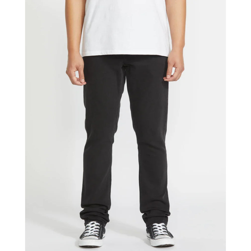 The Volcom 2x4 Tapered Jeans 2021 in Blackout 1